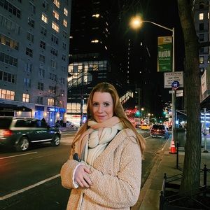 Meet your Posher, Bailey